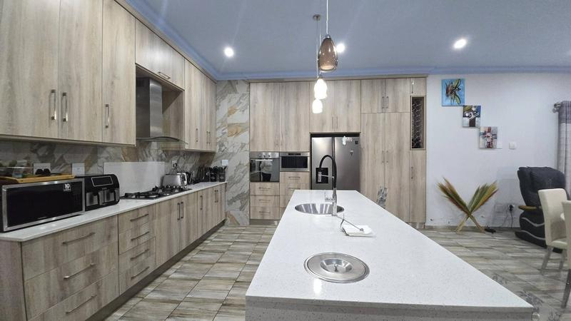 3 Bedroom Property for Sale in Ville D Afrique North West